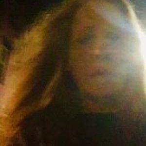 Meet your Posher, Dionne